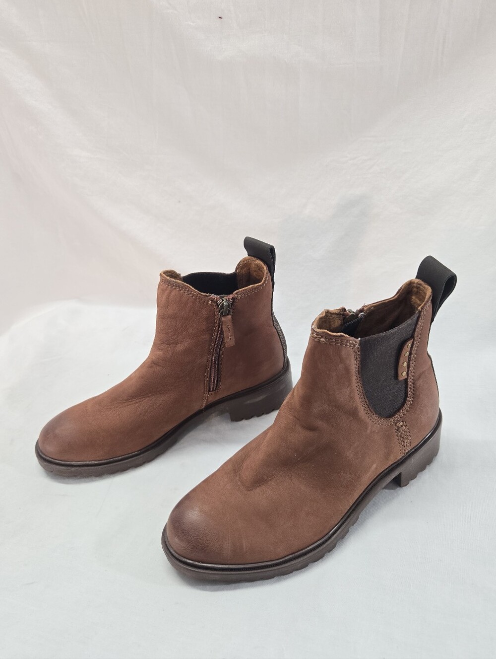 Cobb Hill Women's Size 6.5 Brown Hydro-Shield Waterproof Chelsea Ankle Boots